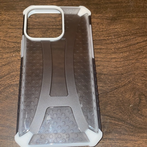 Phone case - Picture 4 of 4